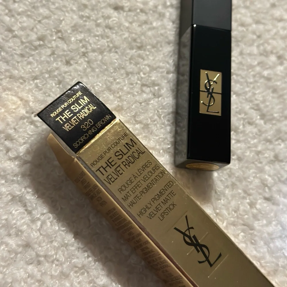 NEW Yves Saint Laurent THE SLIM VELVET RADICAL MATTE LIPSTICK #320